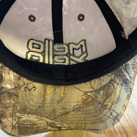 Mellow Yellow Realtree Xtra Camouflage Hat Baseball Cap NWT - Picture 5 of 7